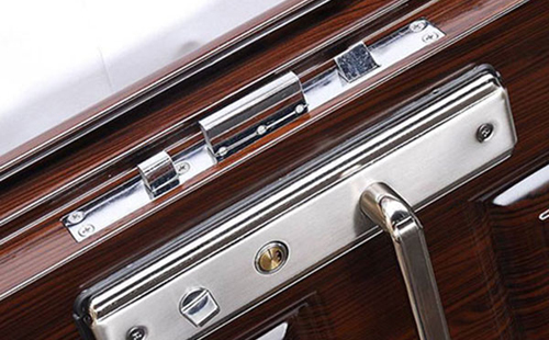 永福24小时上门开锁公司